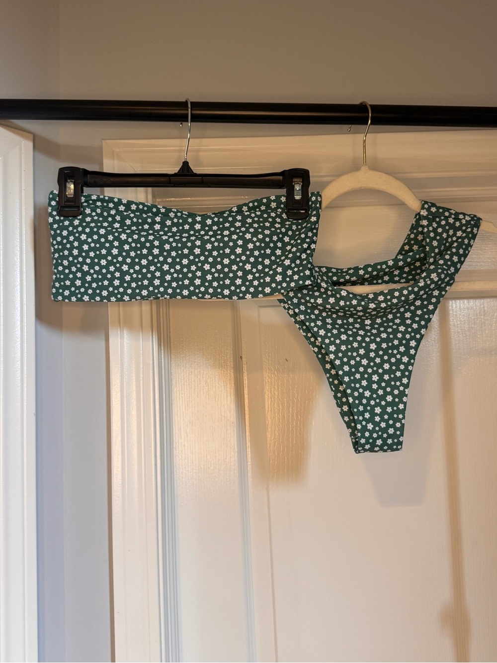 SHEIN Green and White Floral Bandeau Bikini Set